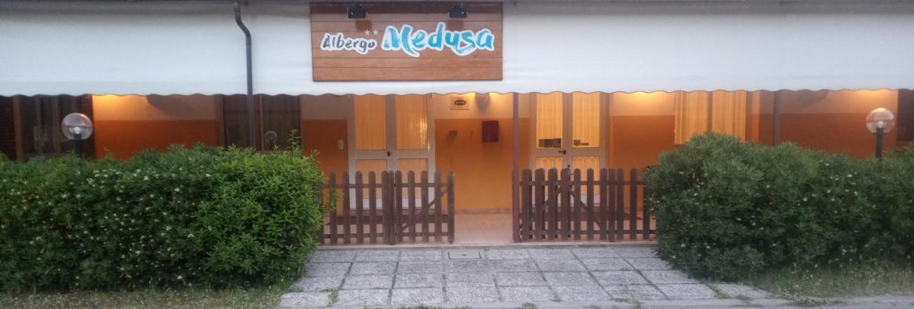 Albergo Medusa Punta Marina Εξωτερικό φωτογραφία